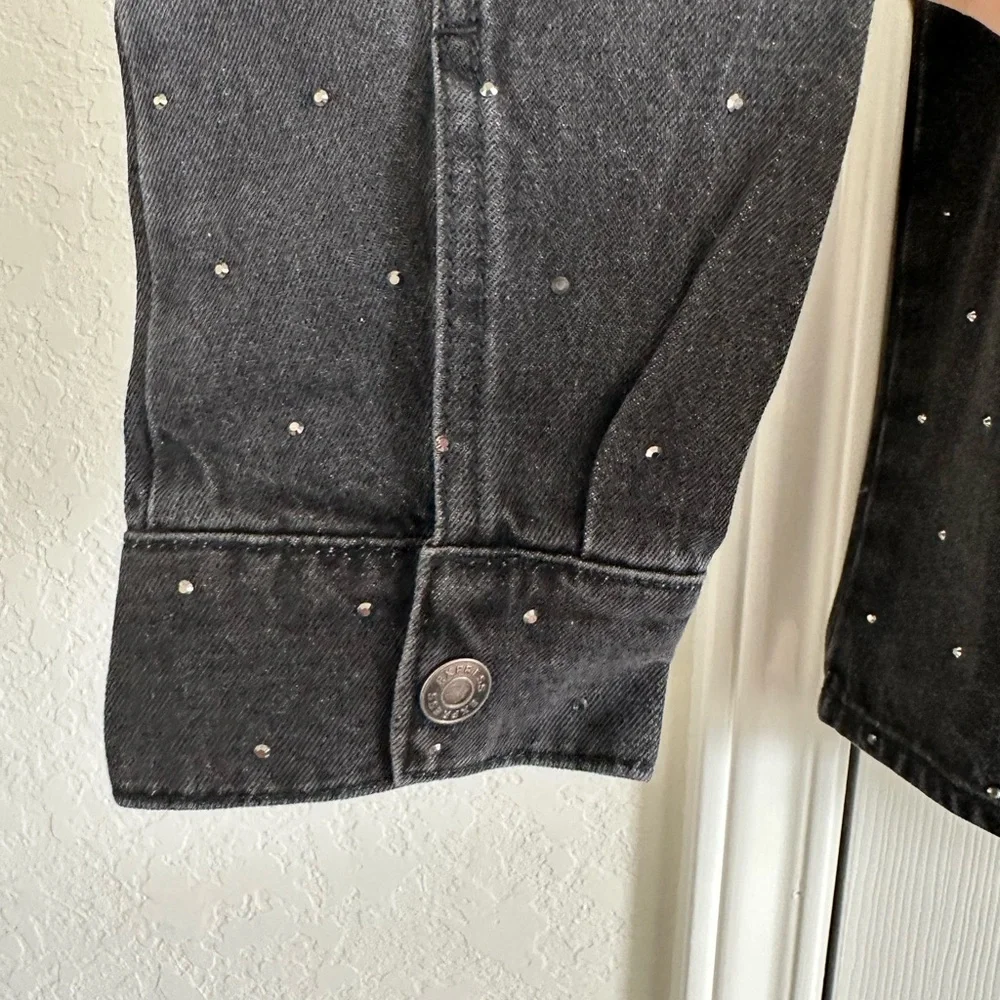 New Express Women's Black Western Denim Jacket Snap Front, Rhinestones, Large - Picture 3 of 7